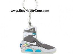 Móc khóa hình giày sneakers Nike Mag 2D giá rẻ 